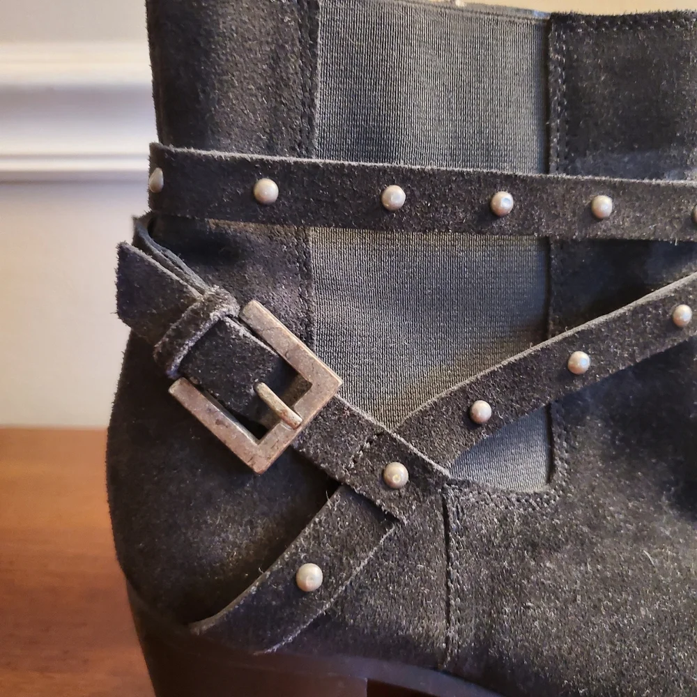 Women’s Matisse‎ Camryn Boots Black Size 6W Leather with Buckle and Studs